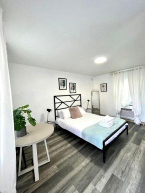 1q Bed Studio With Shared Pool 11 Handicap Access
